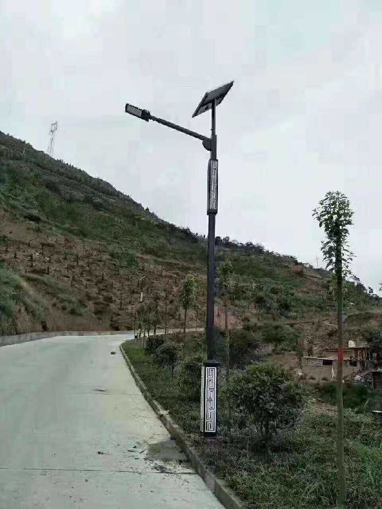 赤壁市仿古太阳能路灯